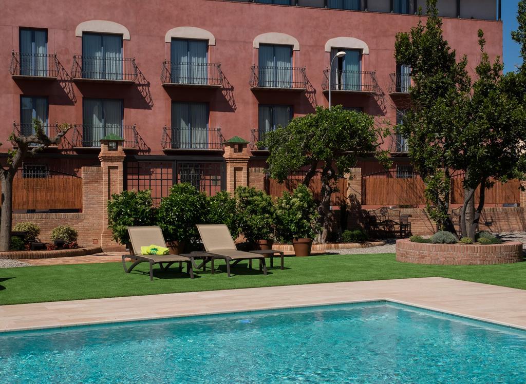 Sant Jordi Hotel Montbrió del Camp Eksteriør billede